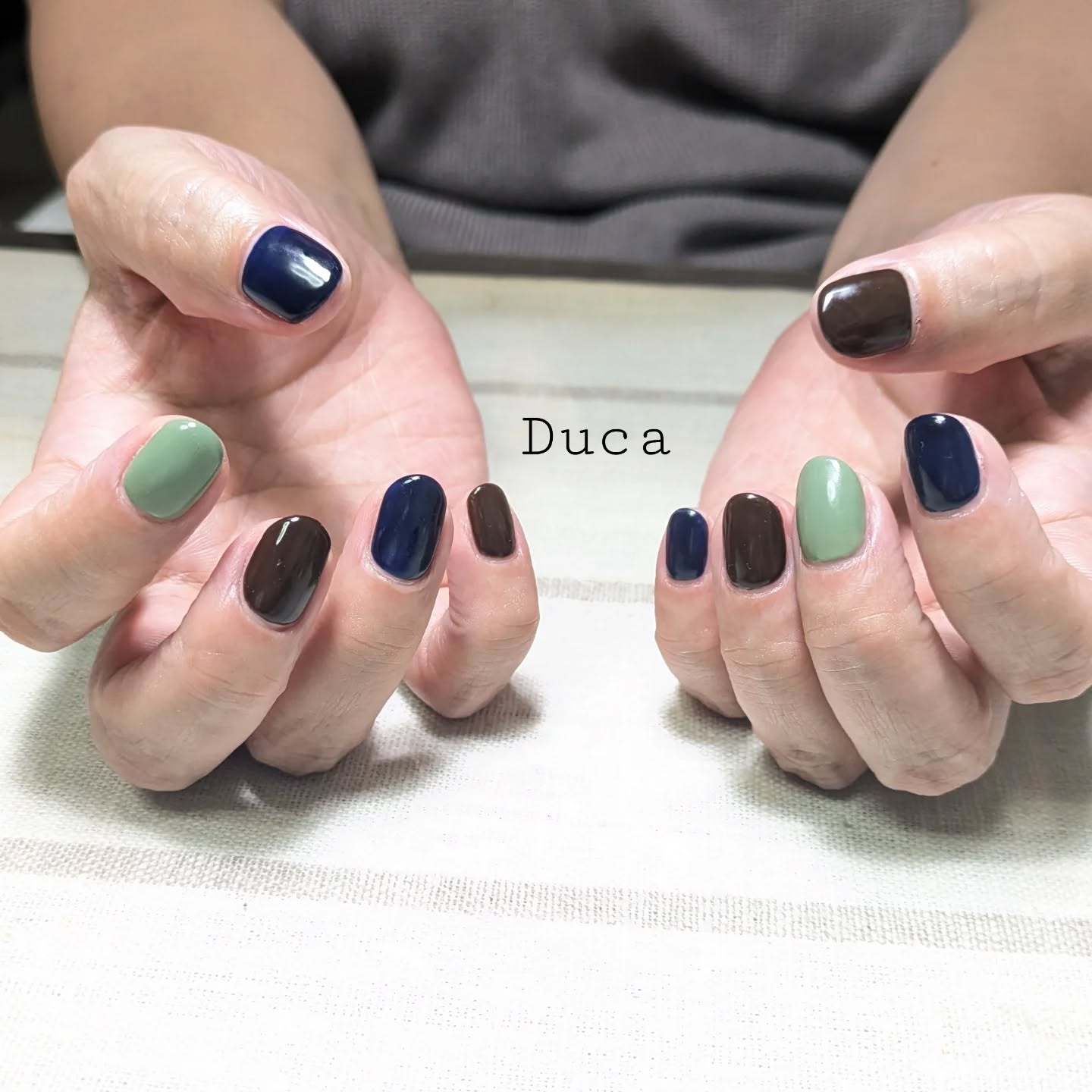 .....東武東上線 志木駅南口から徒歩5分、ネイル&ブラジリアンワックス「Duca」ワックス脱毛·糸脱毛やハーブピーリング、眉毛ハリウッドブロウリフトもメニューにあります。ネイル以外にもお肌やあちこちの毛のご相談も承ります女性専用サロンです。#duca #nail #nails #naildesign #gelnails #wax #threading #hbl #ネイル #ジェルネイル #ネイルデザイン #ネイルアート #ワンカラー #脱毛 #ワックス脱毛 #糸脱毛 #ハーブピーリング #ハリウッドブロウリフト #ネイルサロン #脱毛サロン #眉スタイリング #志木ネイル #新座ネイル #志木脱毛 #新座脱毛 #志木 #新座